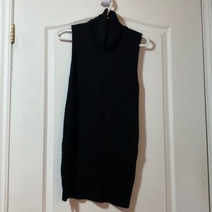 Long black, sleeveless turtleneck